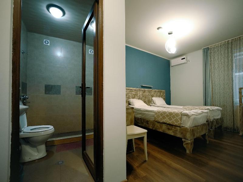 Hotel Kutaisi Globus image