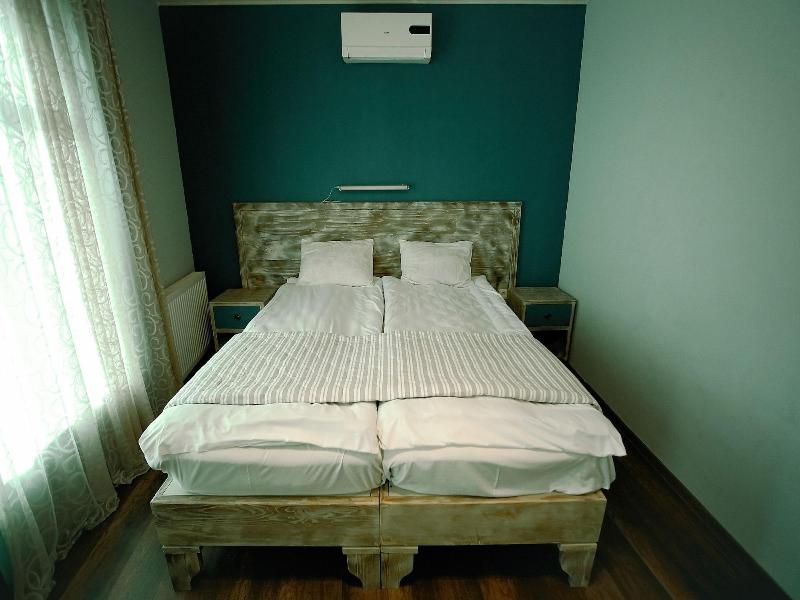Hotel Kutaisi Globus image