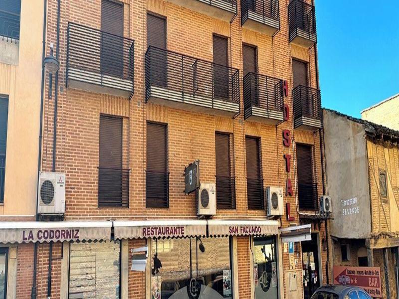 Dormero Hotel Sahagãºn — exterior view