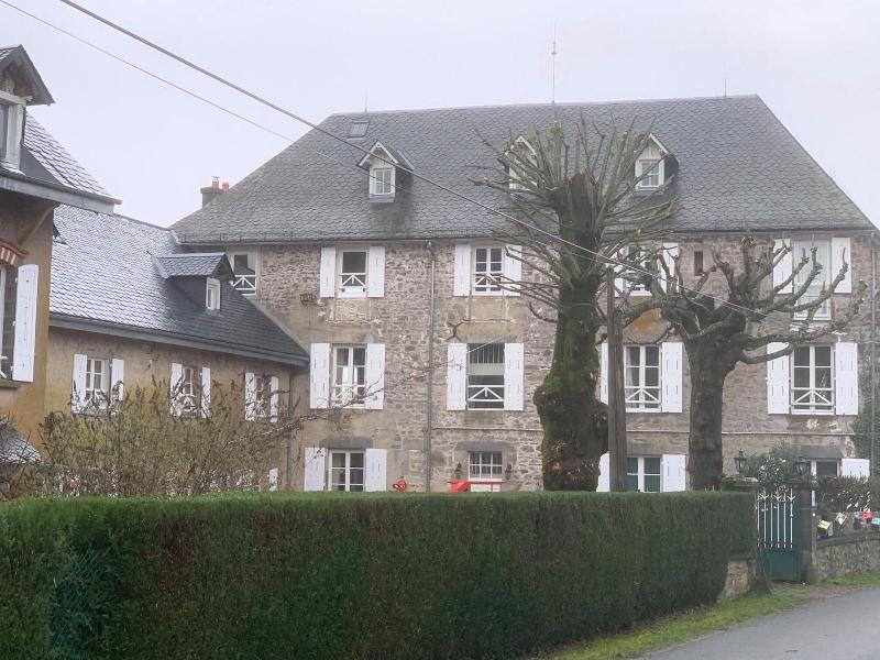 Chateau De Savennes image
