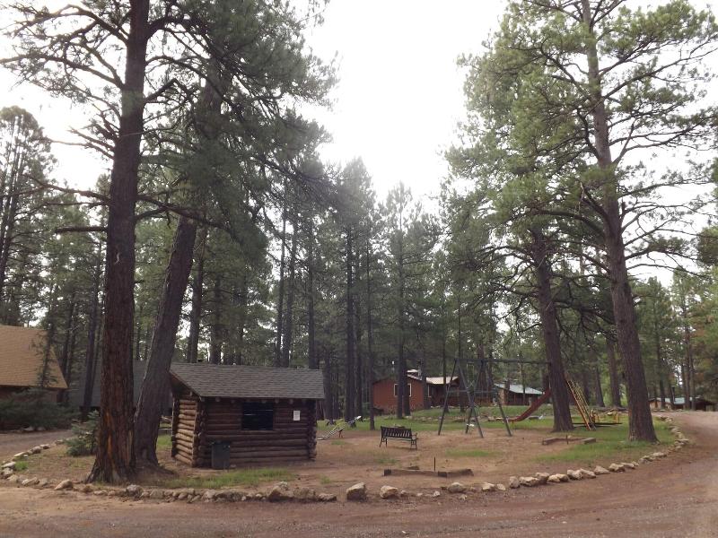 Arizona Mountain Inn And Cabins