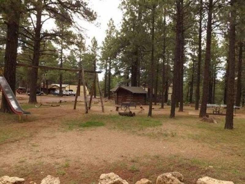 Arizona Mountain Inn And Cabins