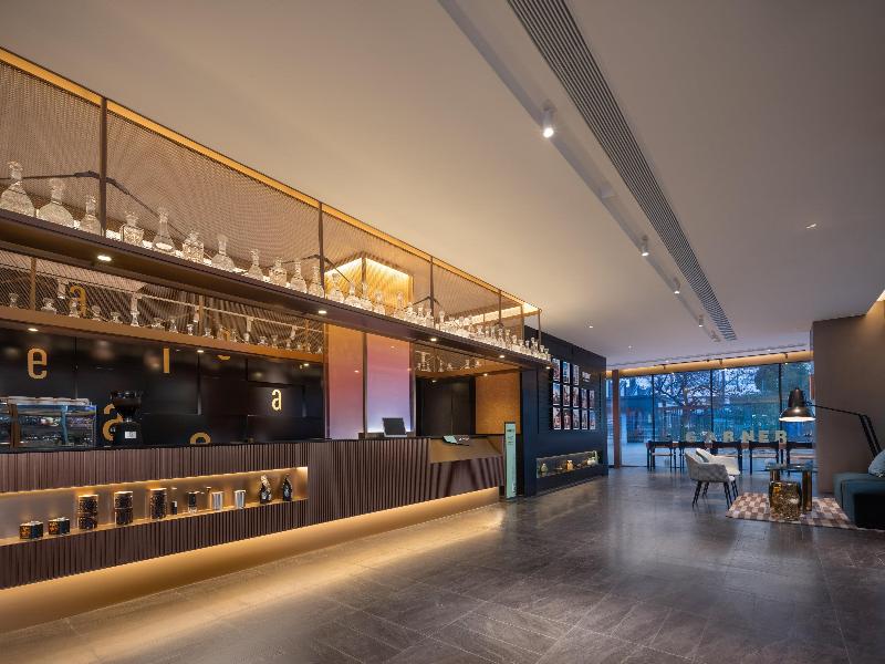 Garner Hotel Beijing 798 Art District by IHG image