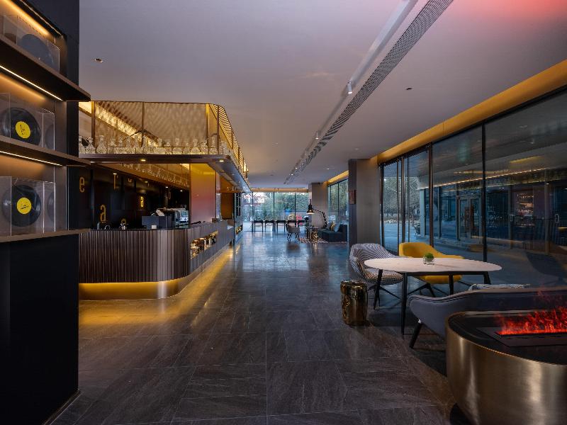 Garner Hotel Beijing 798 Art District by IHG image