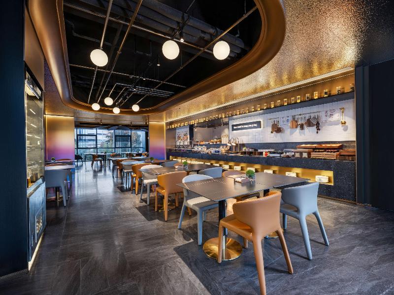Garner Hotel Beijing 798 Art District by IHG image