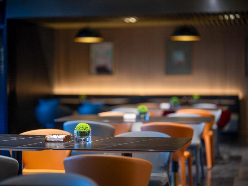 Garner Hotel Beijing 798 Art District by IHG image