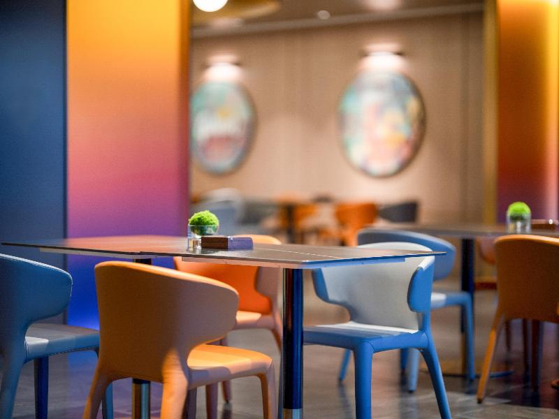 Garner Hotel Beijing 798 Art District by IHG image
