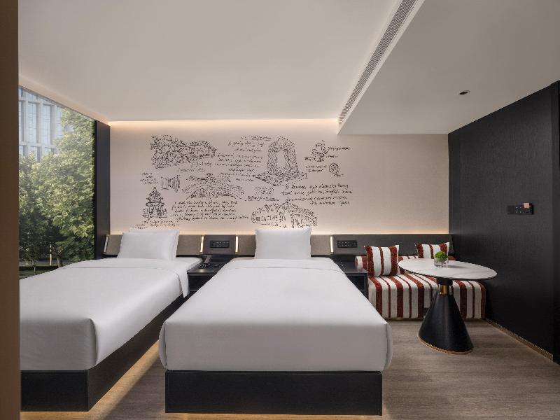 Garner Hotel Beijing 798 Art District by IHG image