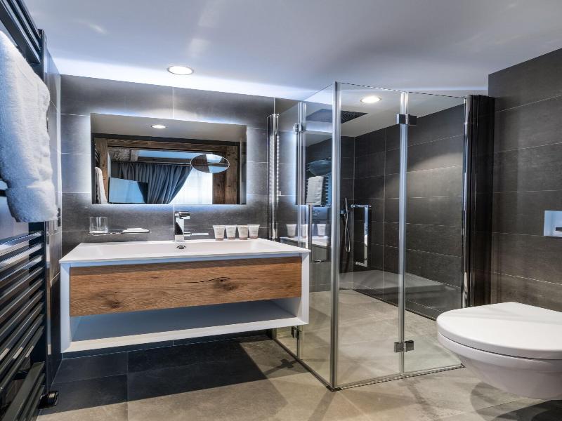 Alaska Lodge By Alpine Resorts image