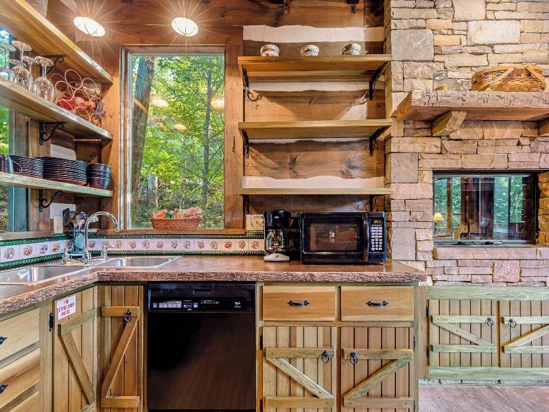 Little Bear By Jackson Mountain Rentals