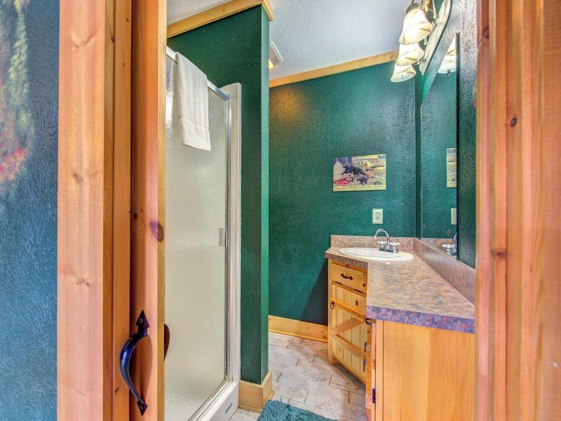 Little Bear By Jackson Mountain Rentals — photo 23