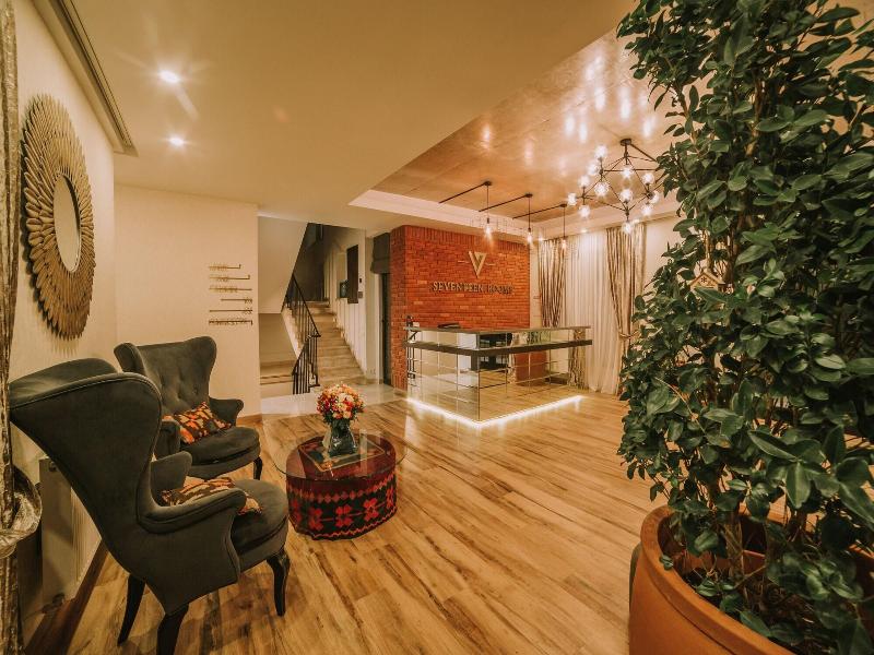 Seventeen Rooms image
