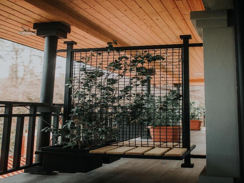 Seventeen Rooms image