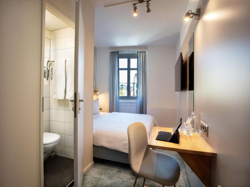 Hotel Krone By Bsmart image