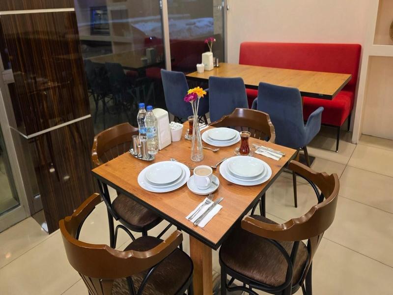 Konuk Hotel