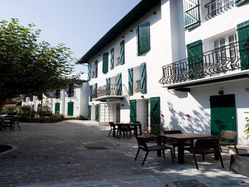 Hôtel Résidence Alaïa image