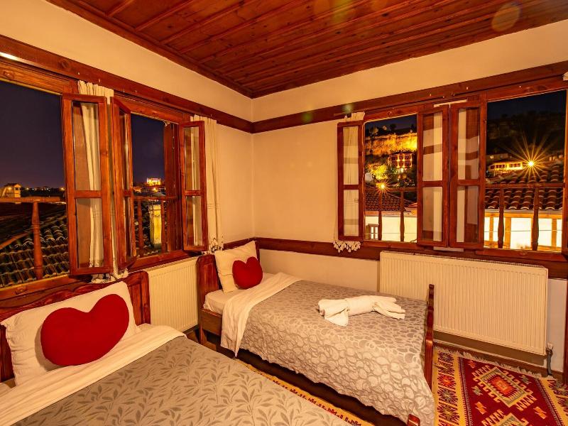 Beyzade Konak Otel image
