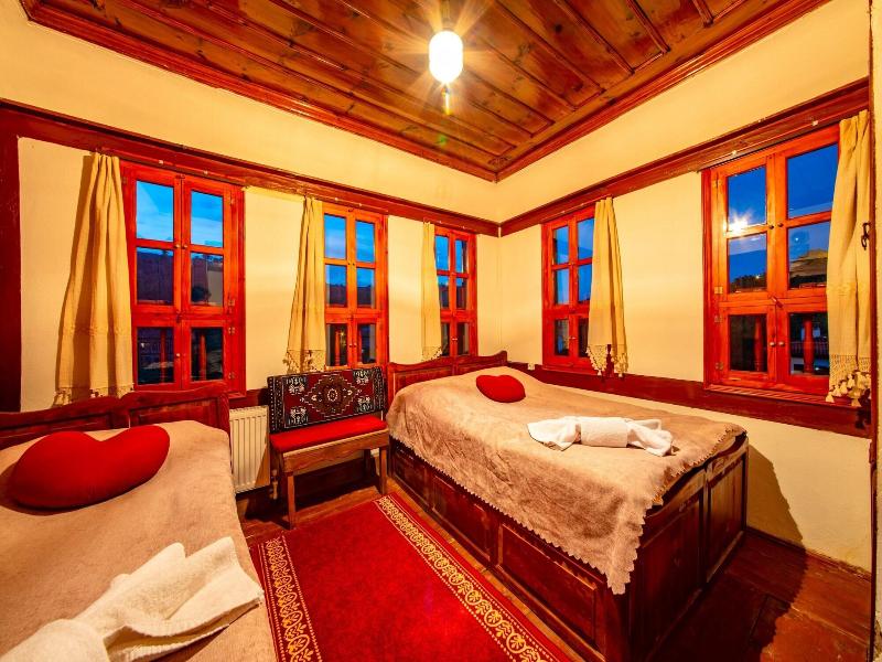 Beyzade Konak Otel image