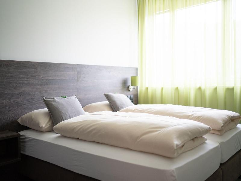 Eee Hotel Liezen image