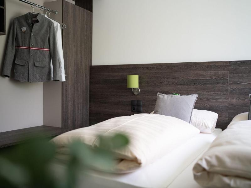 Eee Hotel Liezen image