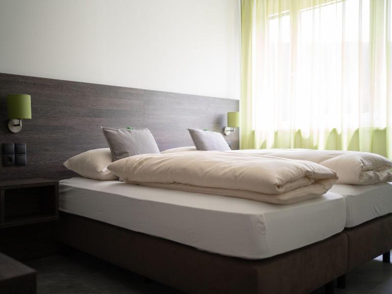 Eee Hotel Liezen image