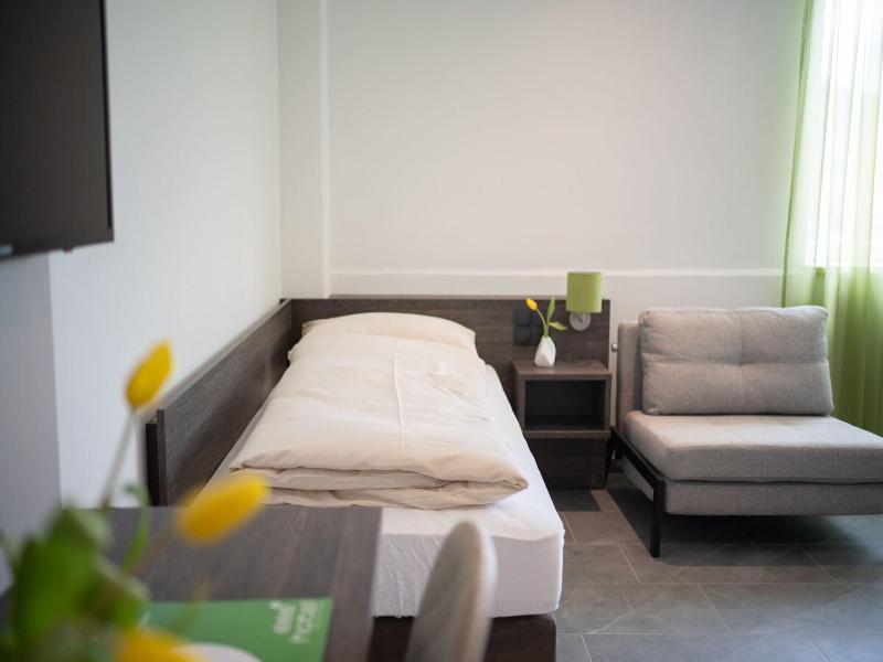 Eee Hotel Liezen image