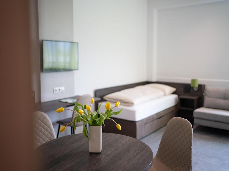 Eee Hotel Liezen image