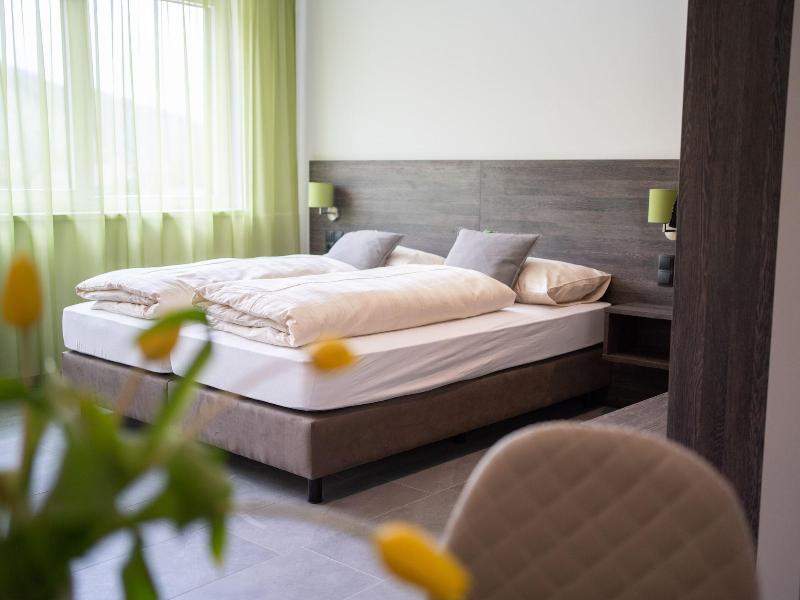 Eee Hotel Liezen image