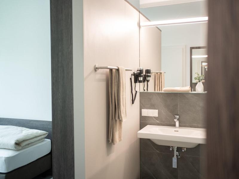 Eee Hotel Liezen image