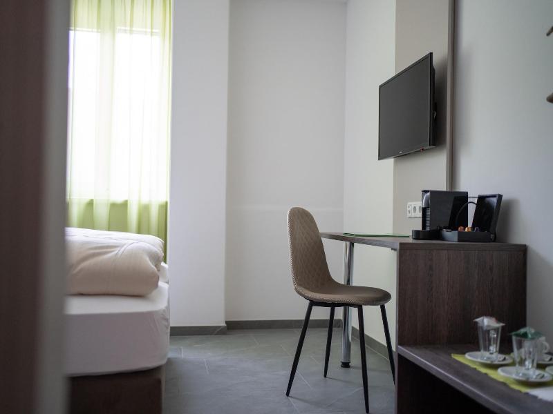 Eee Hotel Liezen image