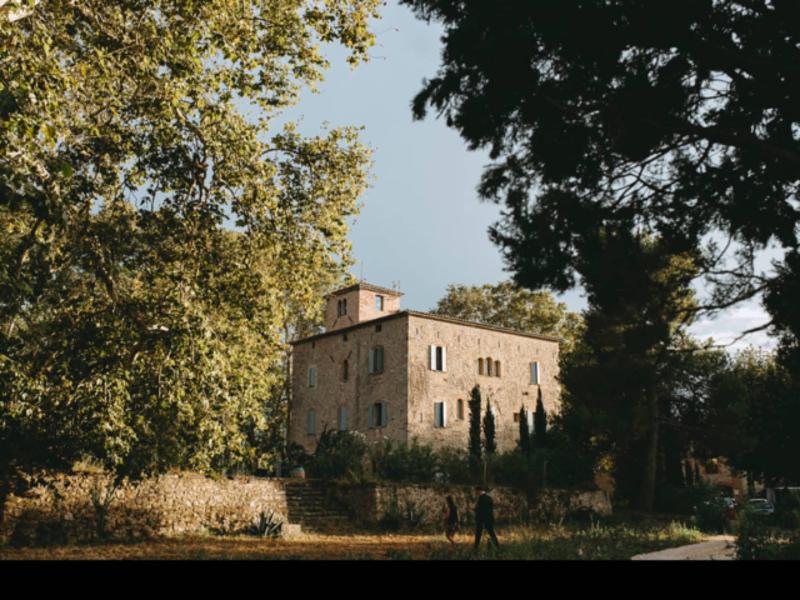 Chateau De Villeclare image