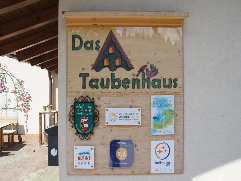 Das Taubenhaus image