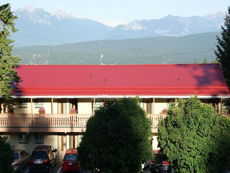 Rocky Mountain Springs Lodge image