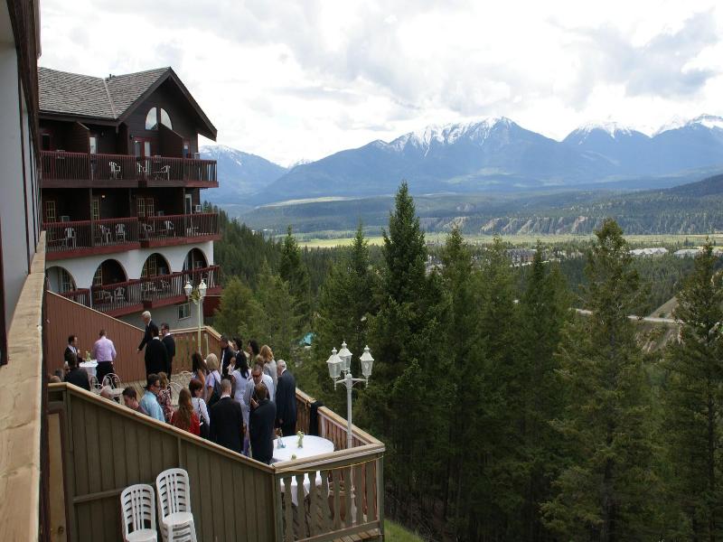 Rocky Mountain Springs Lodge image