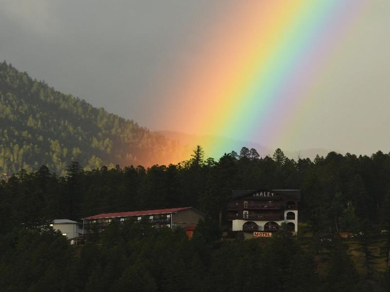 Rocky Mountain Springs Lodge image