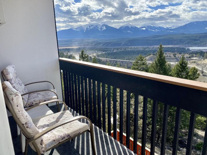 Rocky Mountain Springs Lodge image