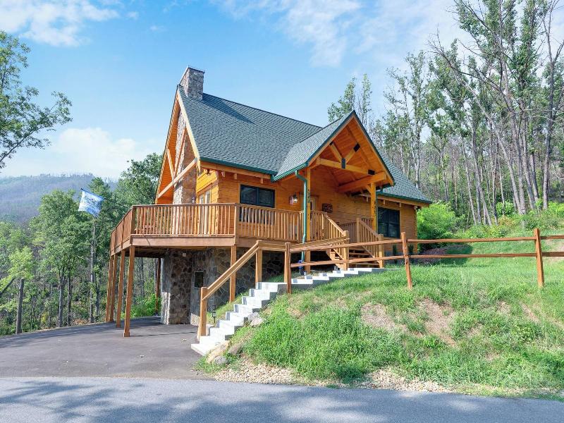 Lone Wolf Lodge By Jackson Mountain Rentals