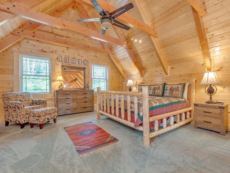 Lone Wolf Lodge By Jackson Mountain Rentals