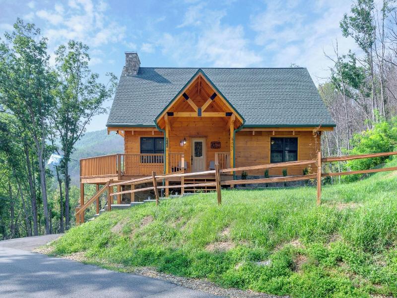 Lone Wolf Lodge By Jackson Mountain Rentals