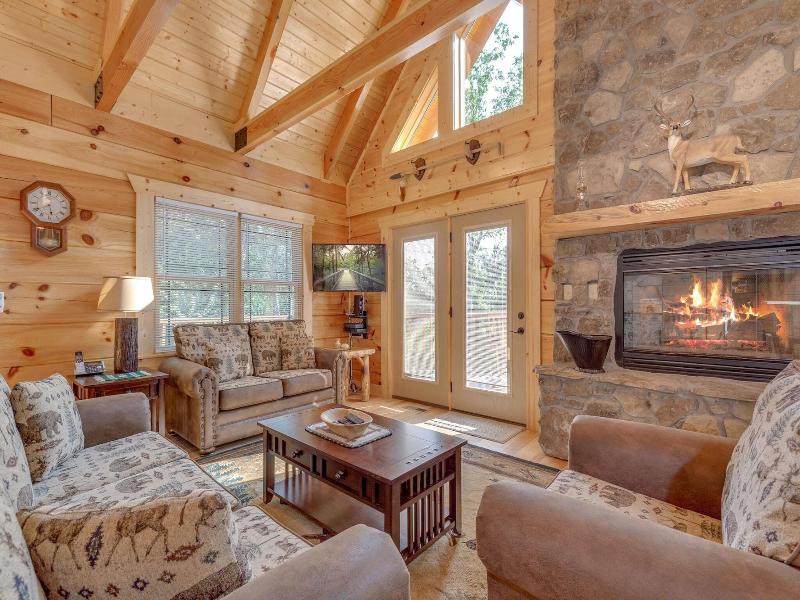 Lone Wolf Lodge By Jackson Mountain Rentals