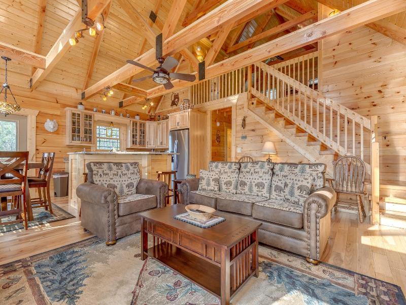 Lone Wolf Lodge By Jackson Mountain Rentals