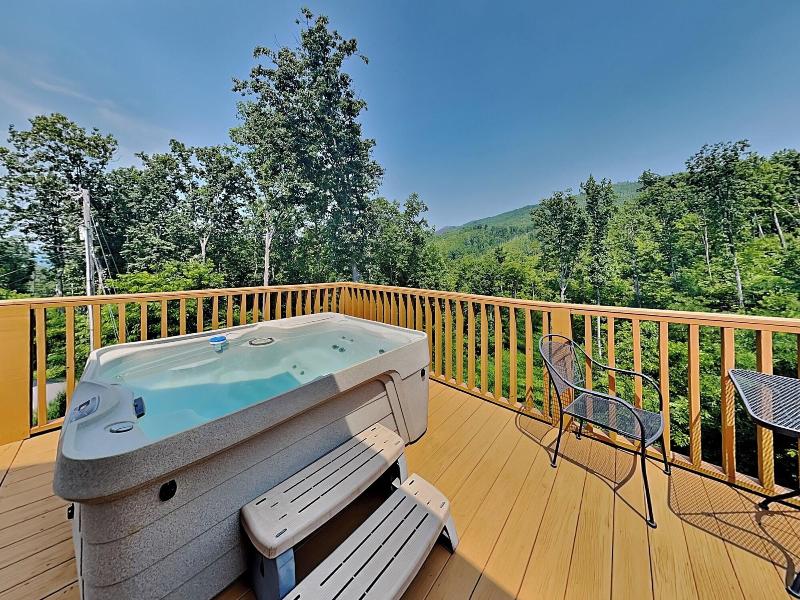 Lone Wolf Lodge By Jackson Mountain Rentals — photo 25
