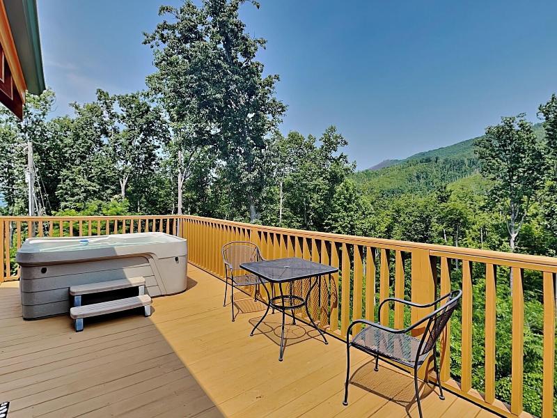Lone Wolf Lodge By Jackson Mountain Rentals — photo 26