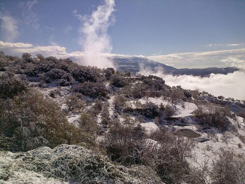 Las Chimeneas image