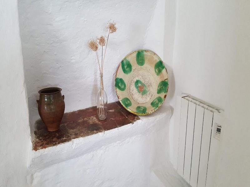 Las Chimeneas image