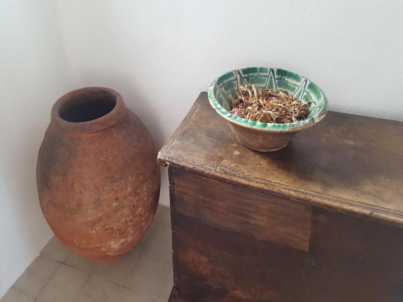 Las Chimeneas image