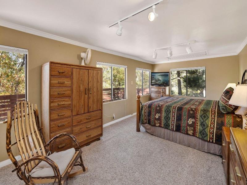 Mountain Hideaway On Maryland #2494 image