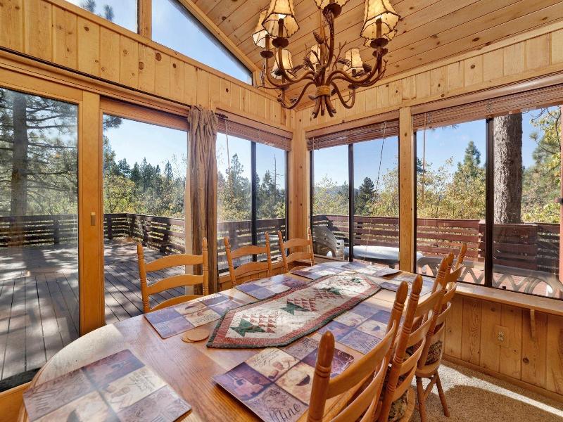 Mountain Hideaway On Maryland #2494 image