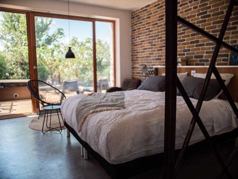 4u Bed & Spa image