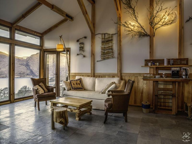 Mallin Colorado Ecolodge